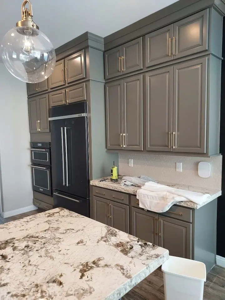 Benefits of cabinet staining